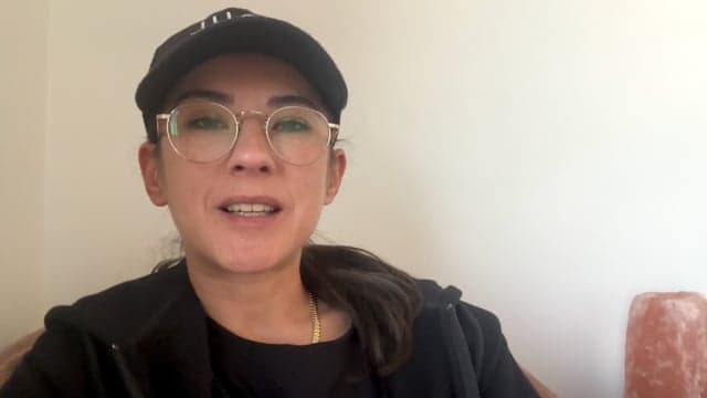 Paola - Restaurant owner